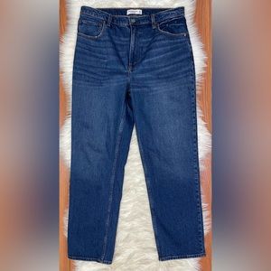 Abercrombie & Fitch The 90's Straight Ultra High Rise Denim Blue Jeans Sz 32/14R